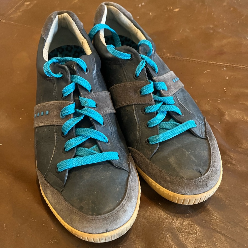 ECCO street retro golf shoes